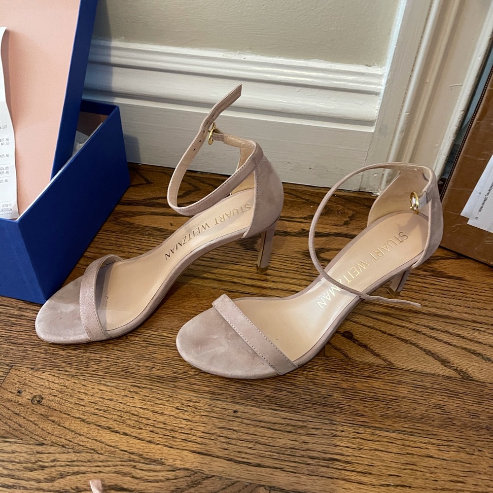 Stuart Weitzman Nunakedstraight dolce size 7